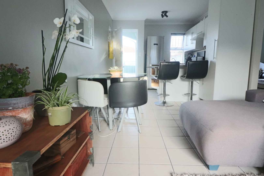 2 Bedroom Property for Sale in Parklands Western Cape